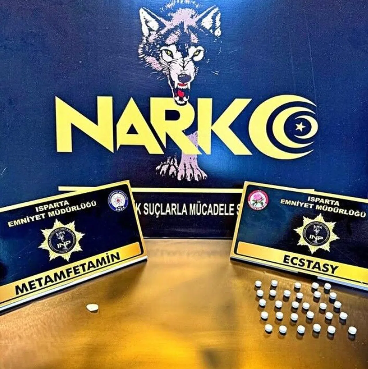 Narkotik Operasyonu: Ecstasy Ve Metamfetamin Ele Geçirildi