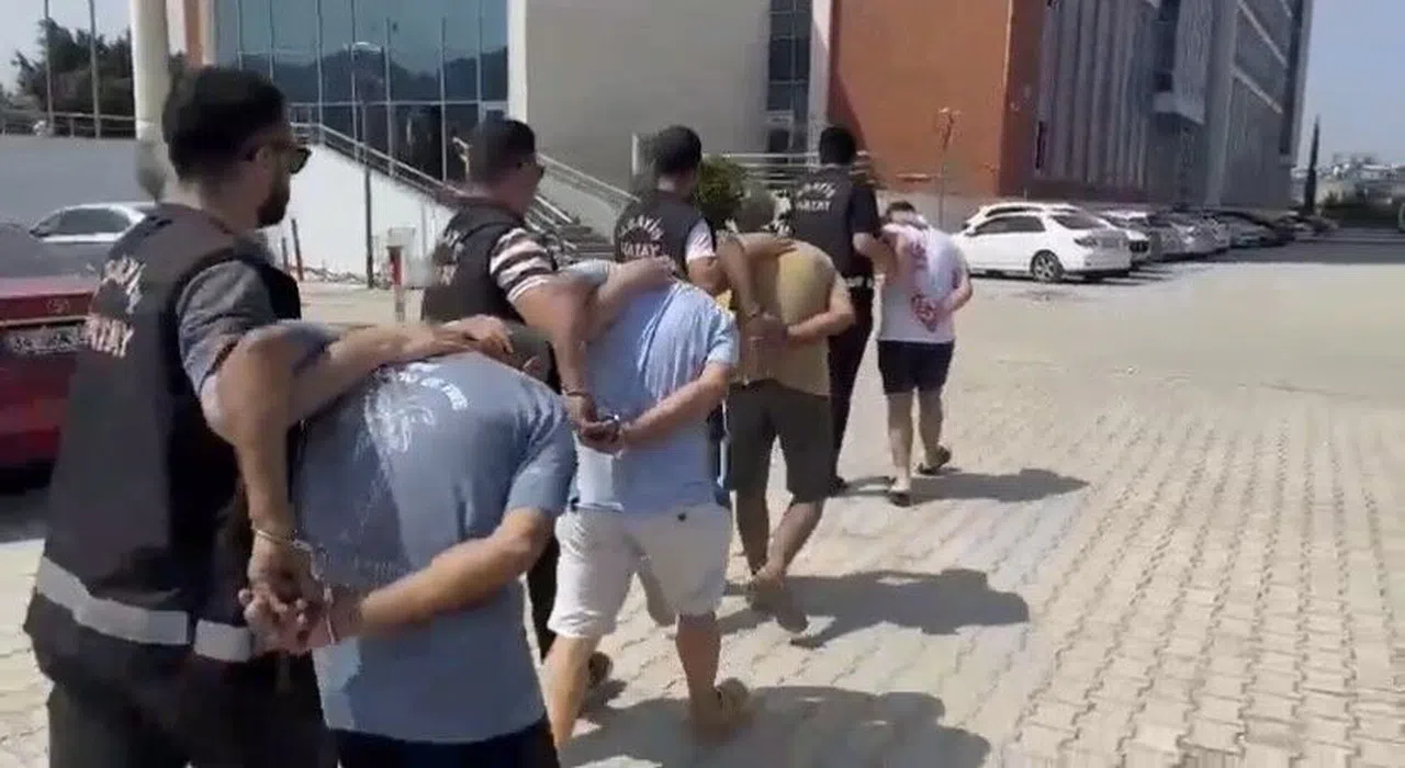 İşyeri Hırsızlığı: 3 Şüpheli Tutuklandı