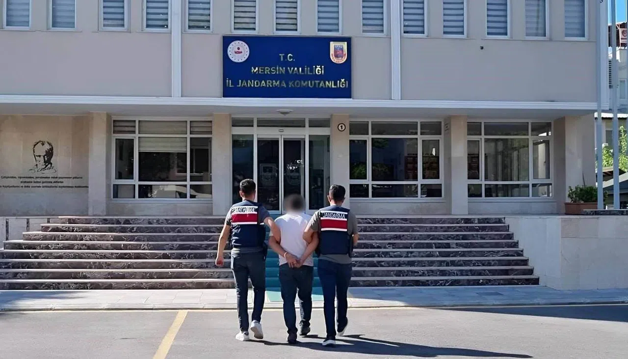 29,5 Yıl Hapis Cezası İle Aranan Şahıs Jandarmadan Kaçamadı