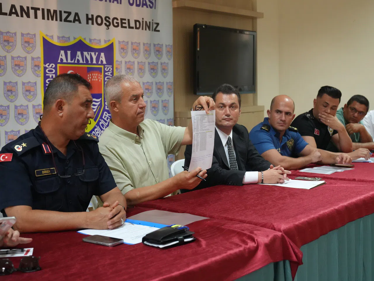 Zabıtadan Taksilere Sivil Takip