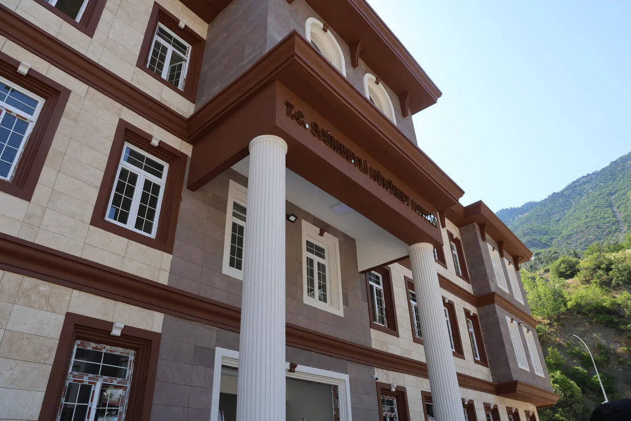 Deprem Sonrası Yıkılan Kaymakamlık Binası Yeniden İnşa Edildi