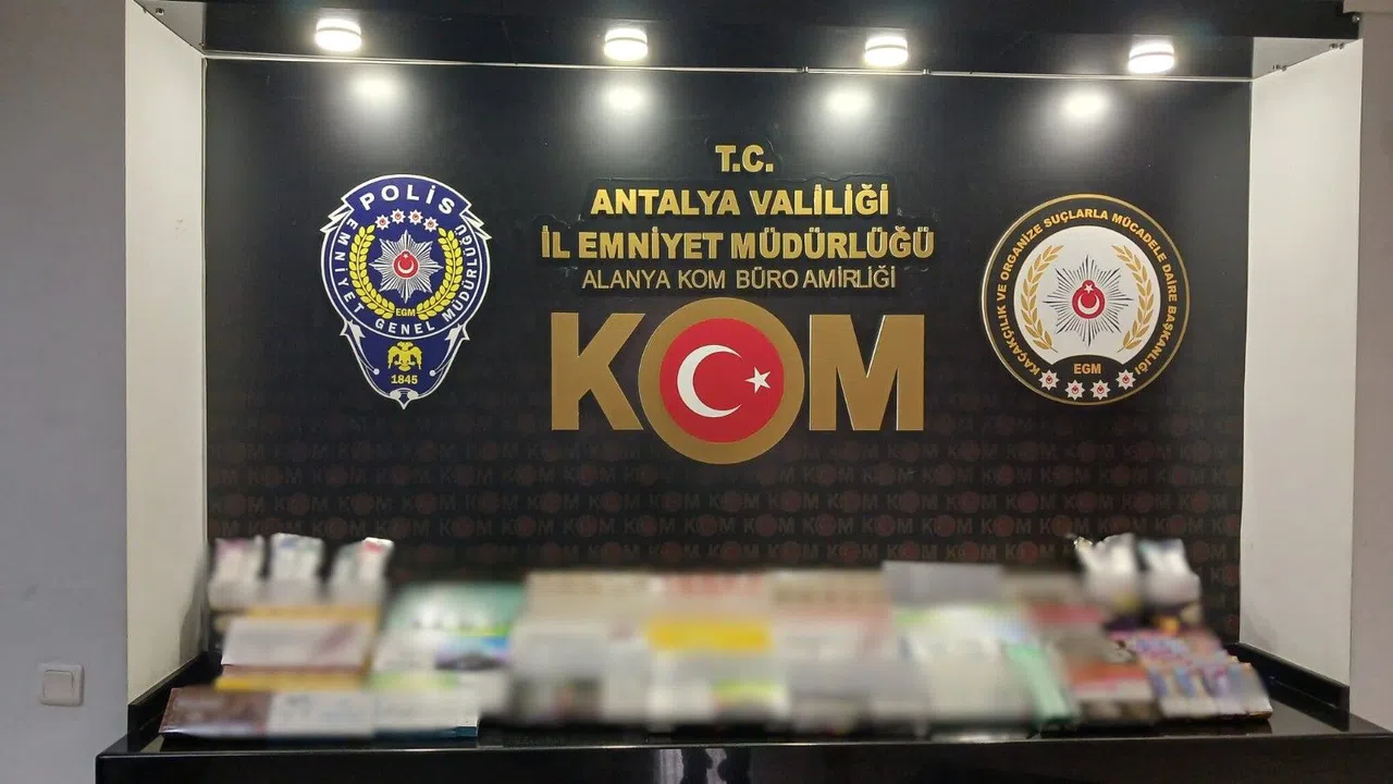 Rüşvet Ve Kaçakçılık Operasyonları: 2 Tutuklama