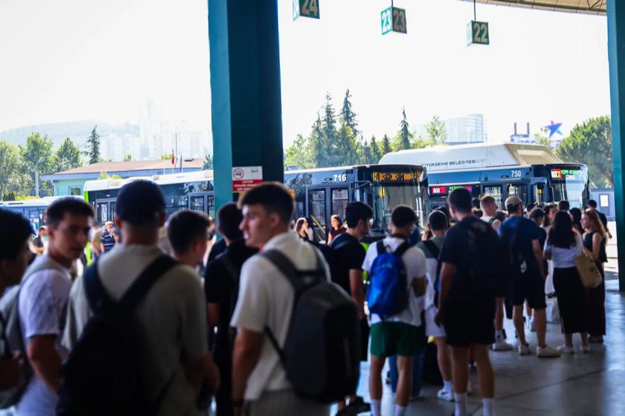 1 ayda 46 bin vatandaşı sahillere taşıdı