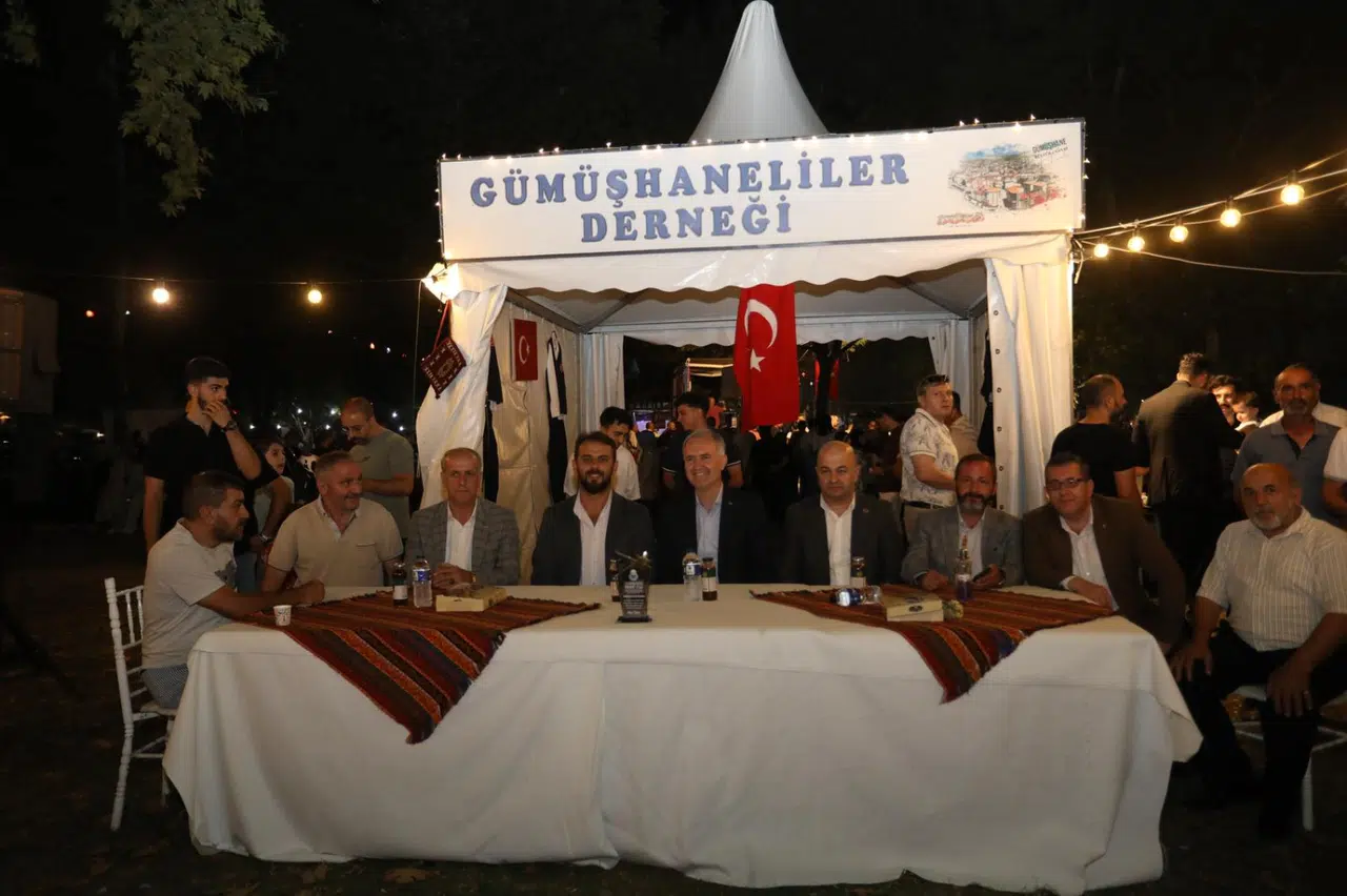 38 Yıllık Festivalde Kültürler Buluştu