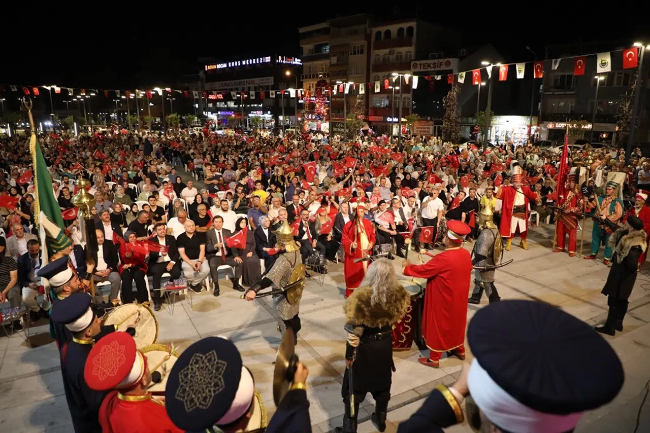 9. yılda da demokrasi için yine meydanlardaydı