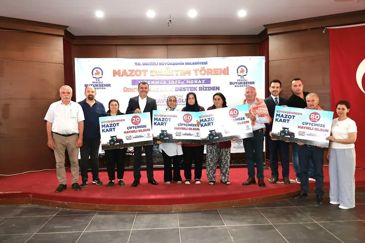 Çiftçinin ilk mazotu Başkan Çavuşoğlu'ndan