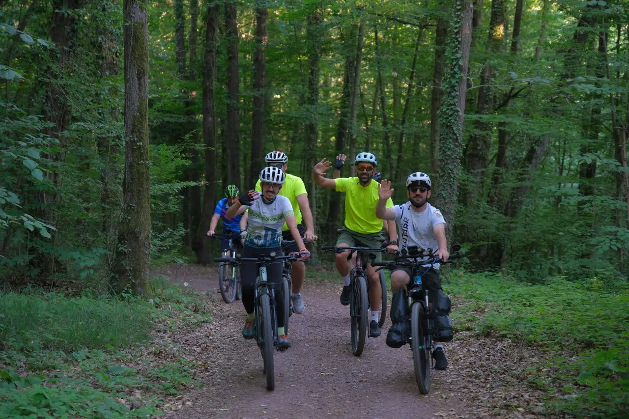 Dağ bisikleti tutkunları Ormanya’da buluştu