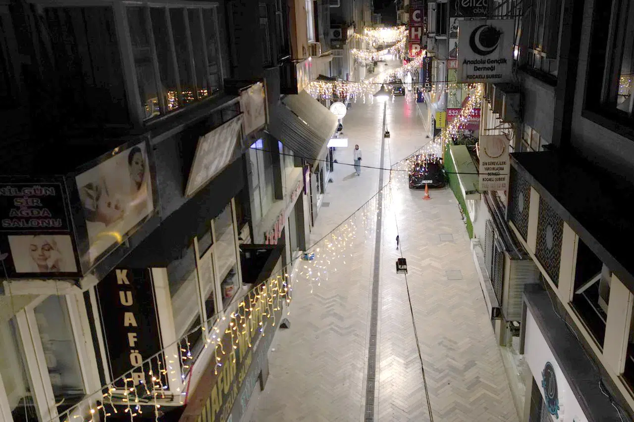 Feridun Özbay Sokağı artık daha güzel!