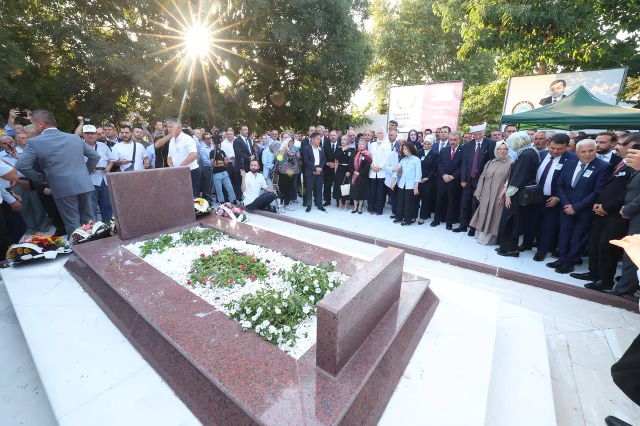 Gümilcine’de Dr.Sadık Ahmet anmasına katılım