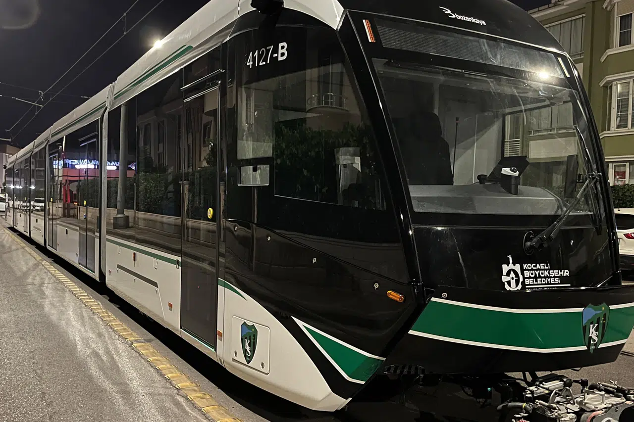 Kocaeli’de 9. tramvay raylara indirildi