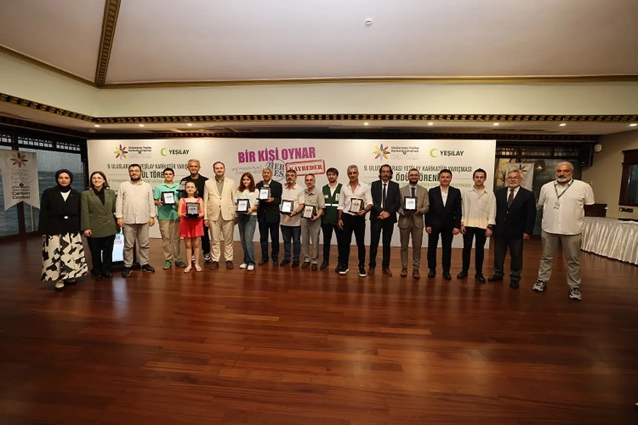 Yeşilay'ın 9'uncu Uluslarası Karikatür Yarışması'nda ödüller sahiplerini buldu