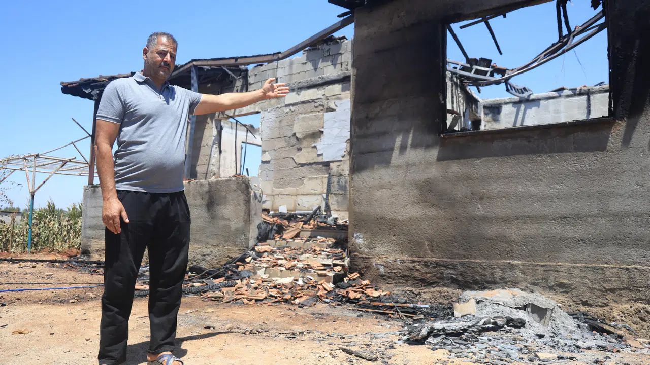 Alın Teri Parasıyla Yaptırdığı Yuvası Kullanılmaz Hale Geldi