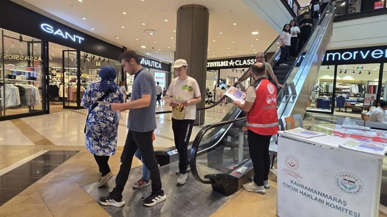 Kahramanmaraş’ta “Aile Bülteni” Tanıtım Standı Kuruldu