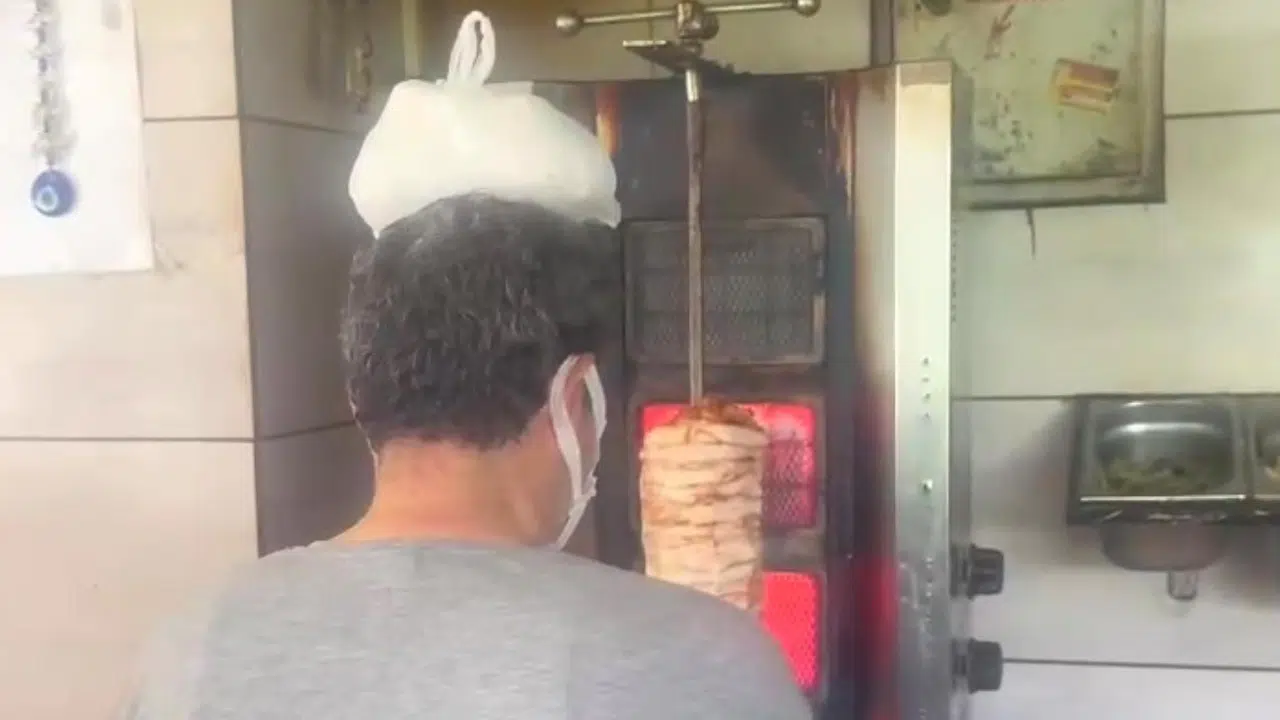 45 Derece Sıcakta Döner Tezgâhında Buzlu Serinlik