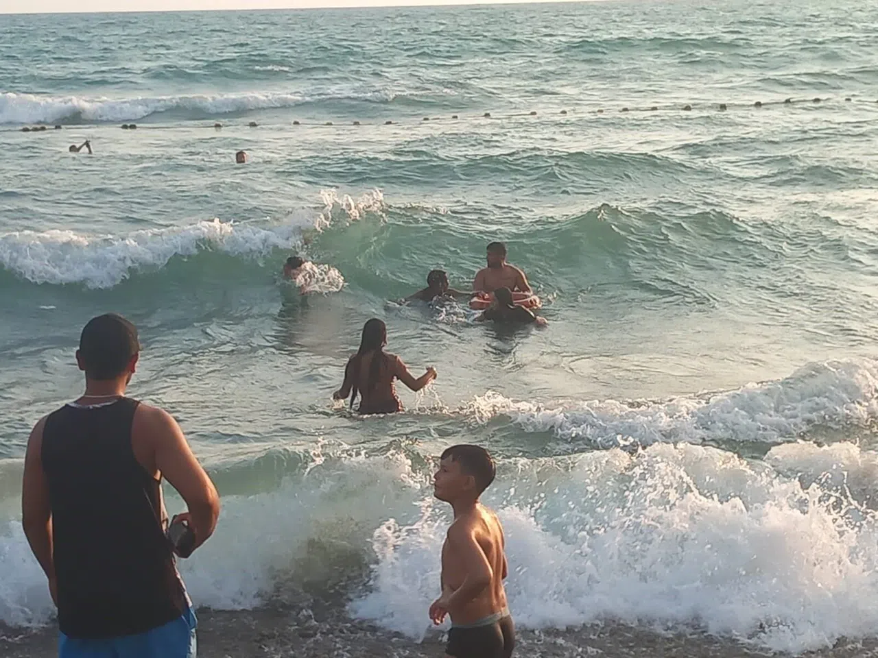 Denizde Boğulma Tehlikesi Geçiren 3 Çocuk Son Anda Kurtarıldı