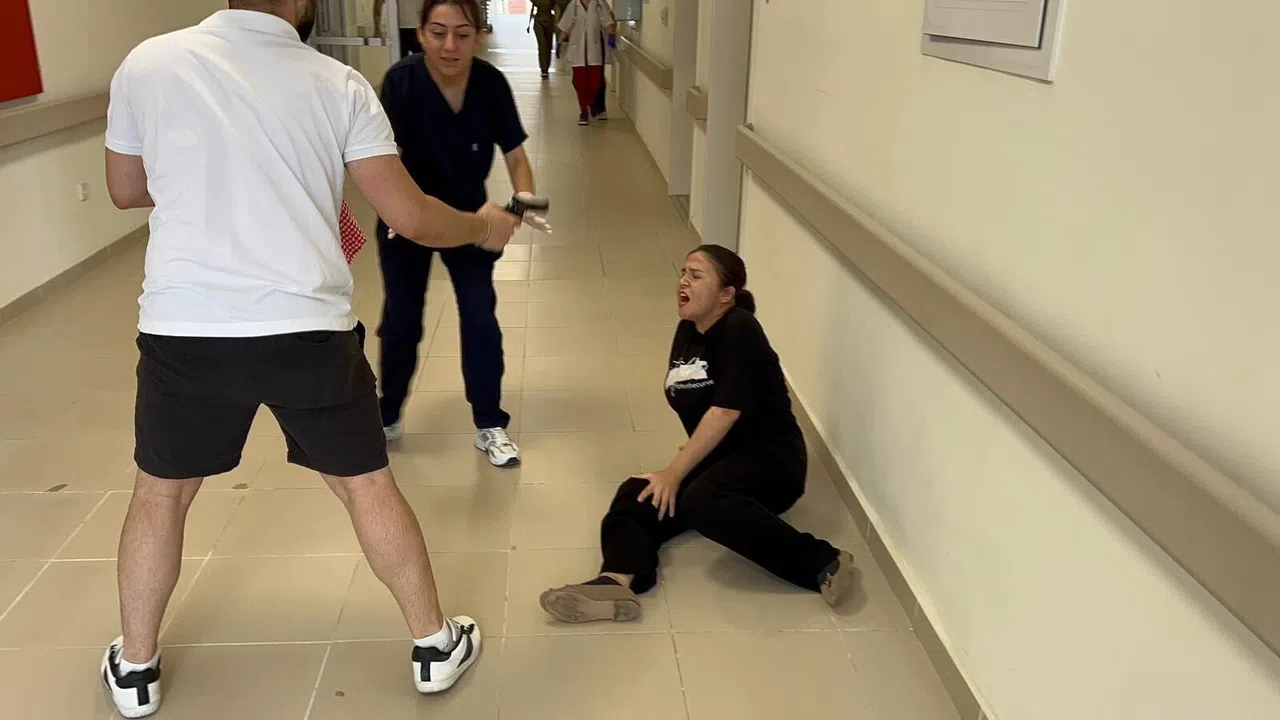 Devlet Hastanesi'nde Gerçeği Aratmayan Tatbikat