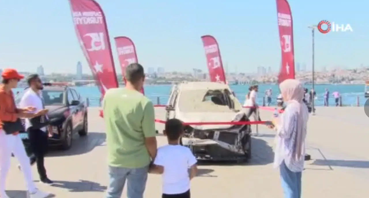 15 Temmuz’da Tankın Ezdiği Otomobil Sergileniyor