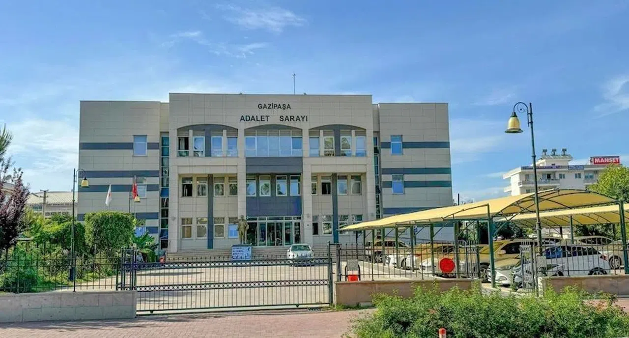 FETÖ'ye Finansman Sağlayan Kadın Tutuklandı