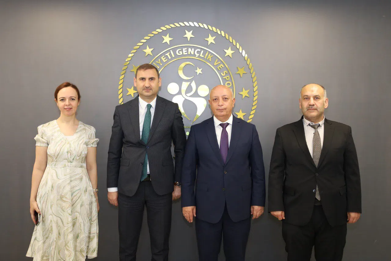 Rektör Bakan’dan Gençlik ve Spor İl Müdürü Özdemir’e Ziyaret