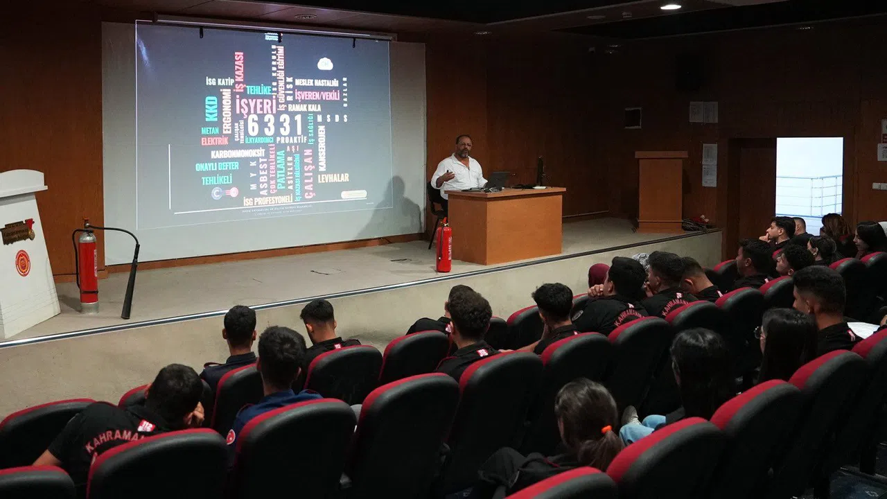 Kahramanmaraşlı Genç İtfaiyeci Adaylarına Risk Eğitimi