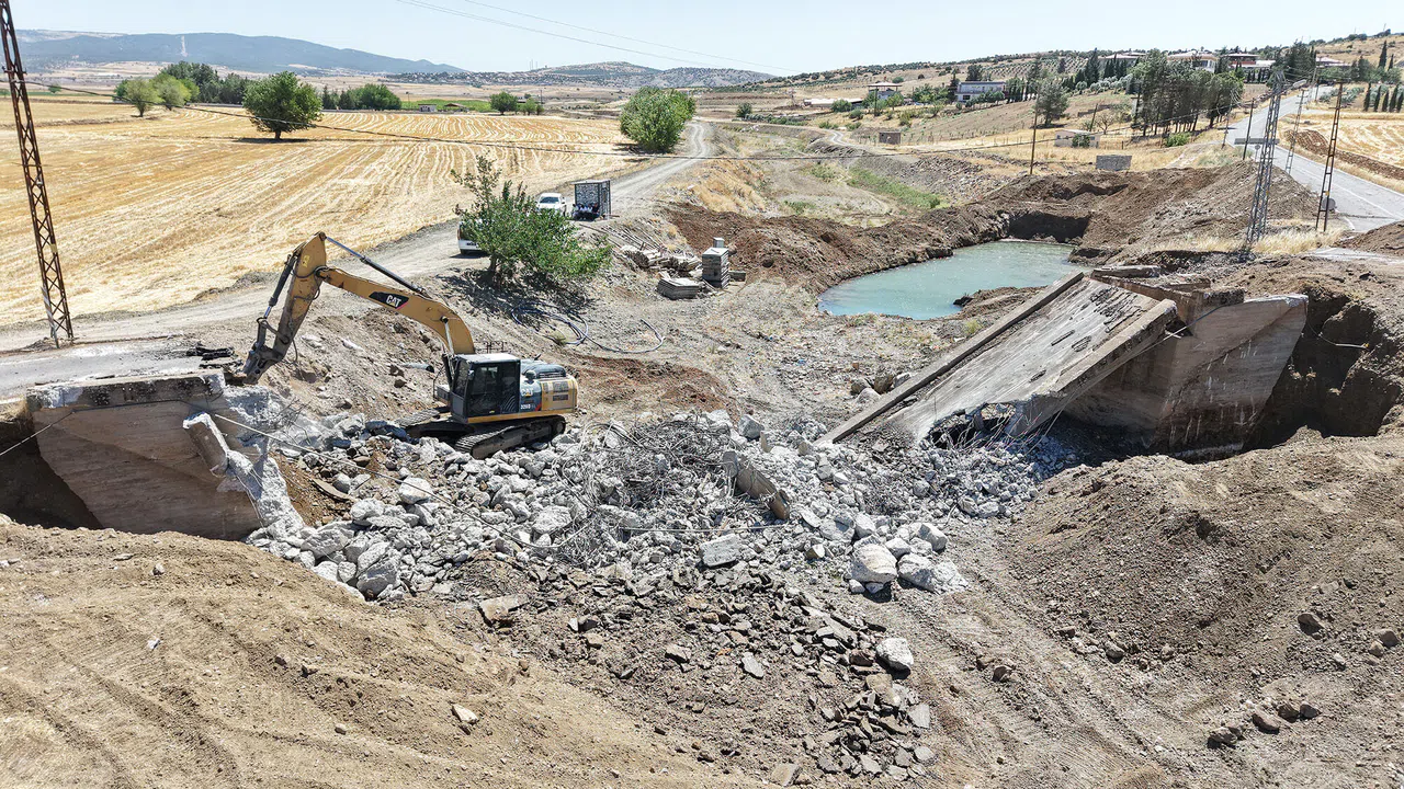 Büyükşehir’den Dulkadiroğlu Yeniyurt’a Yeni Köprü