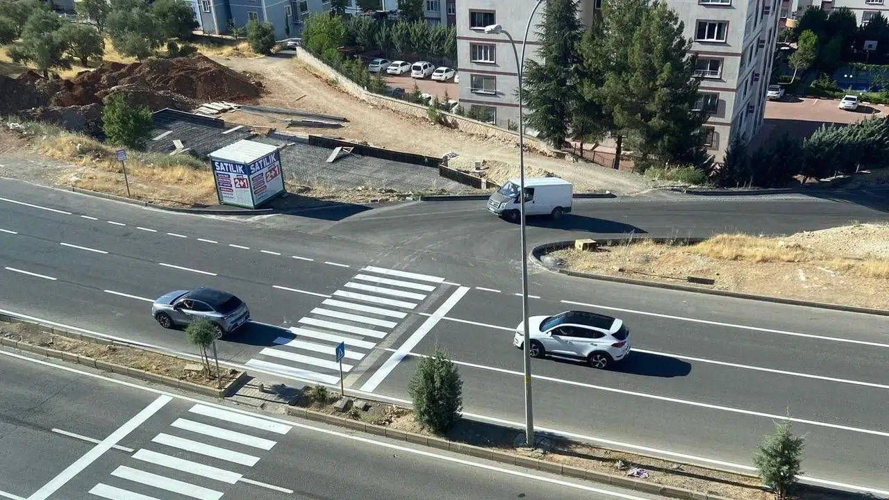 Kahramanmaraş’ta Yolun Ortasında Biten Yaya Tepki Çekti