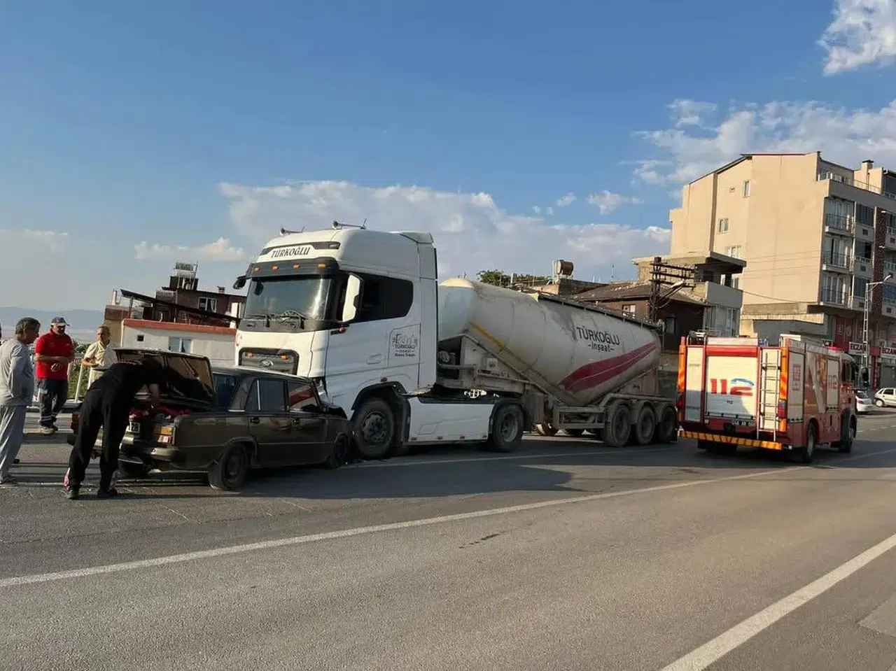 Kahramanmaraş’ta Kamyon ve Otomobil Çarpıştı: 1 Yaralı