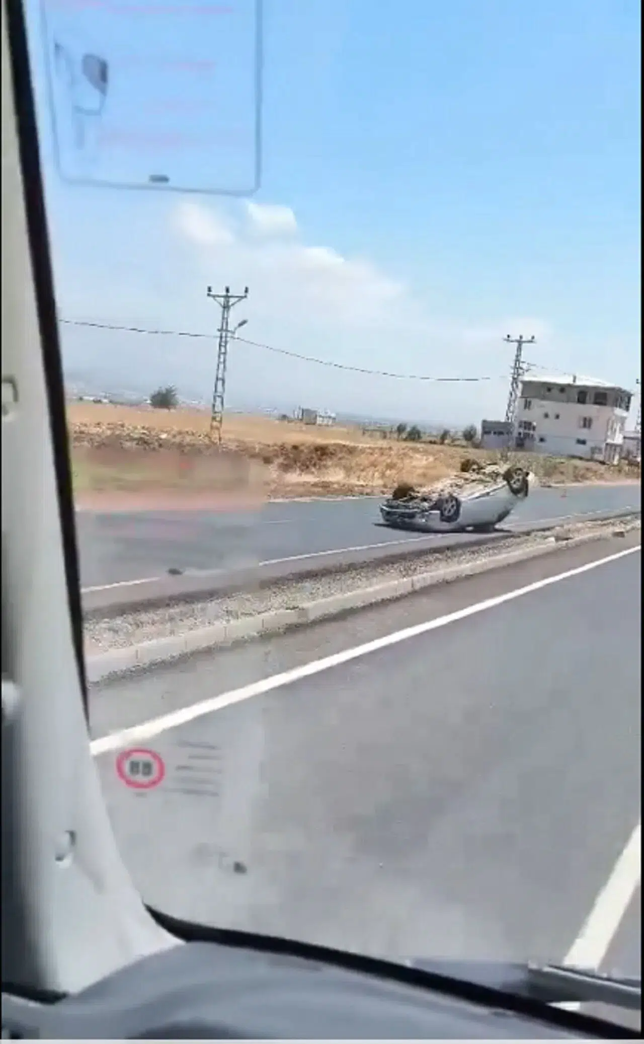 Kahramanmaraş’ta Seyir Halindeki Araç Takla Attı