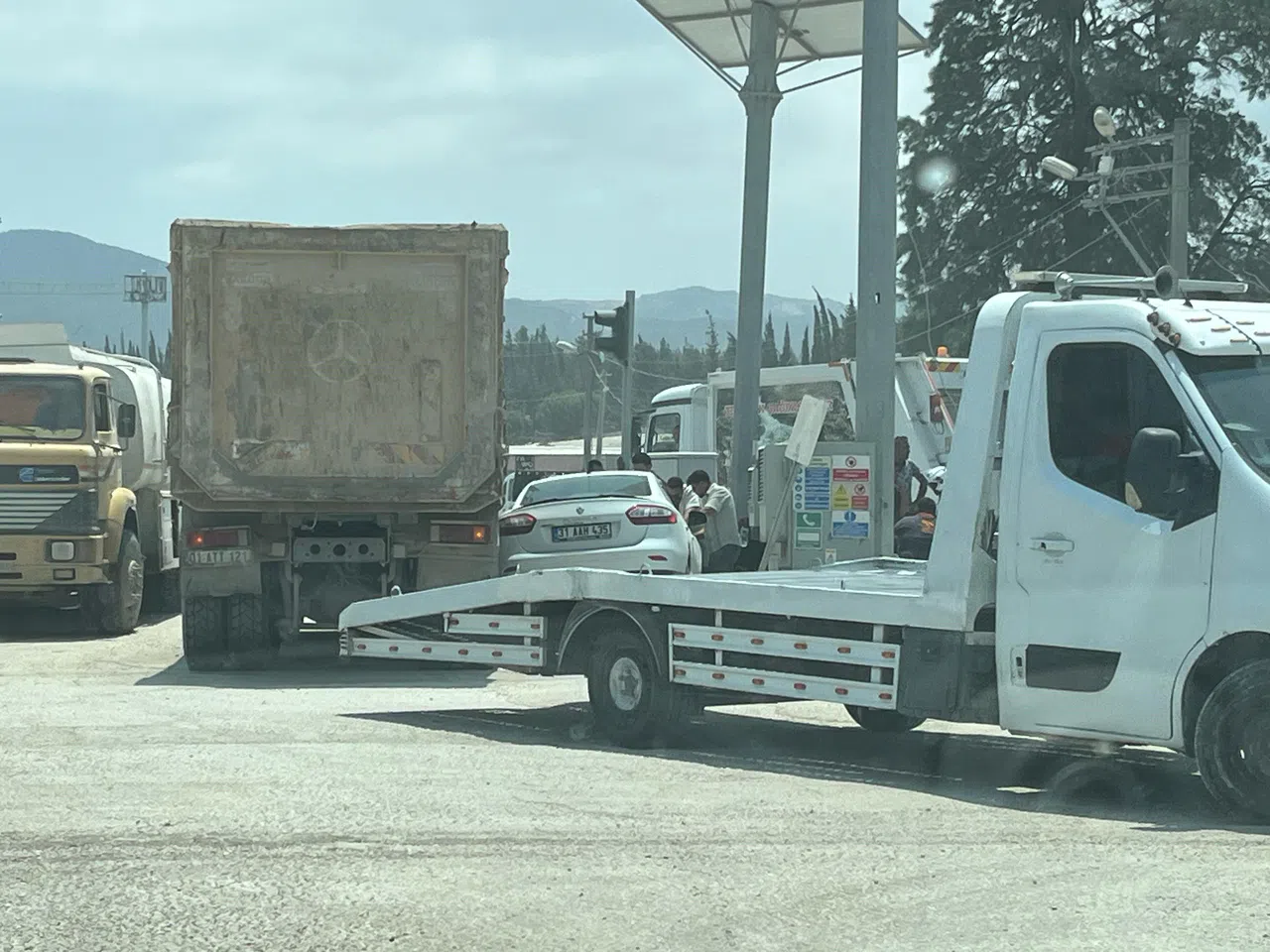 Kaldırımda Bekliyordu, Ölümden Saniyelerle Kurtuldu