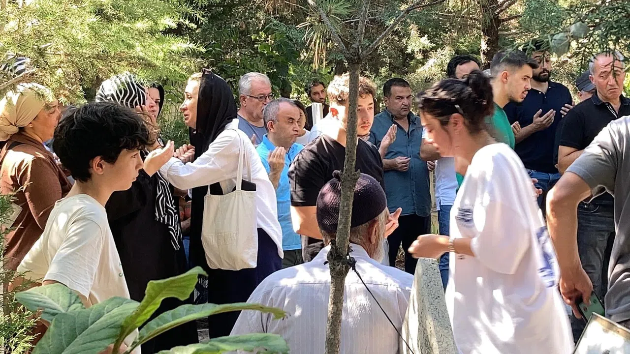 Kaldırımda Yürürken Otomobilin Çarptığı Üniversiteli Genç Toprağa Verildi