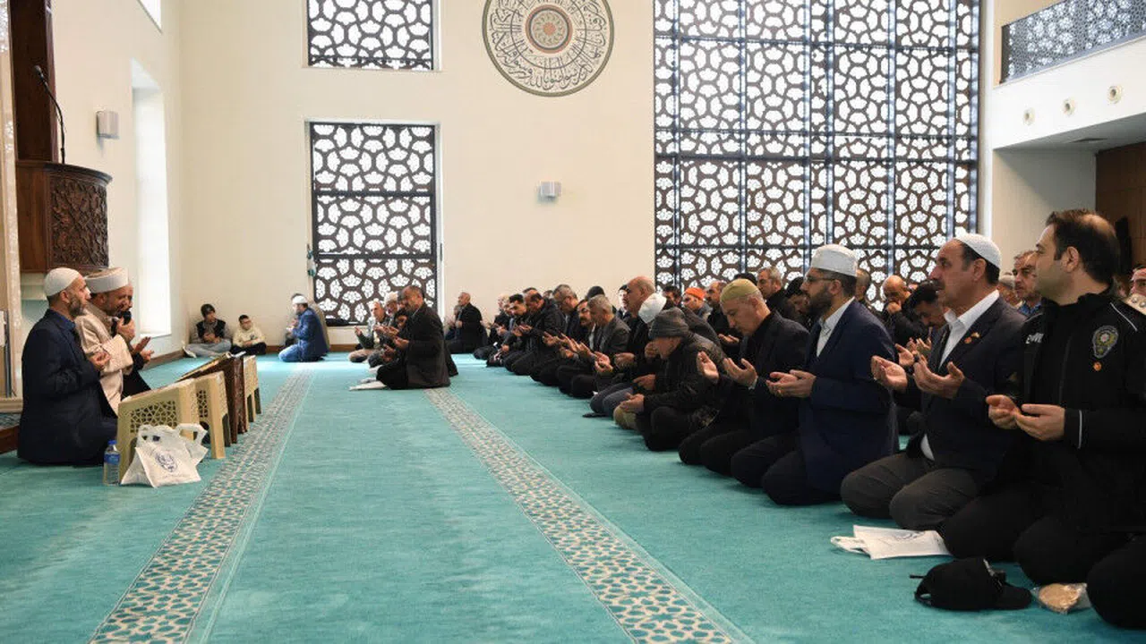 Kahramanmaraş’ta Tüm Camilerde Yağmur Duası Yapıldı