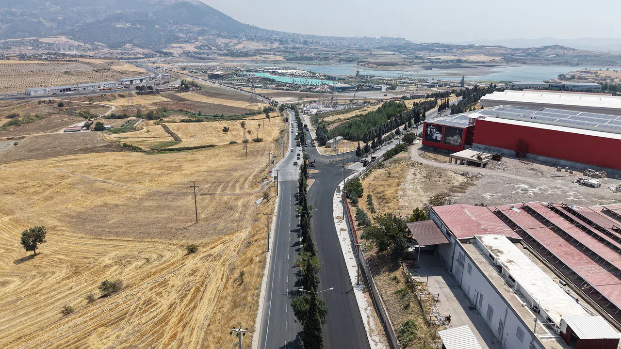 OSB – Kavlaklı – Kazım Karabekir Hattında Asfalt Çalışması Etaplar Halinde Sürüyor