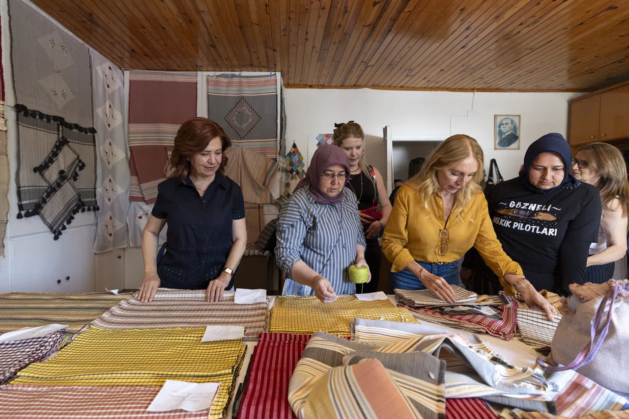 Özgü Kumaş Ve Dokumalar Dünyaya Açılıyor