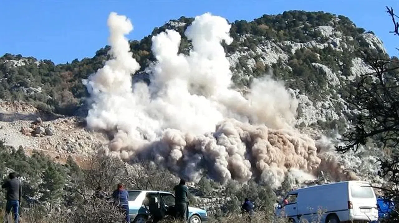 Kahramanmaraş’ın O İlçesinde Patlama Uyarısı Verildi!