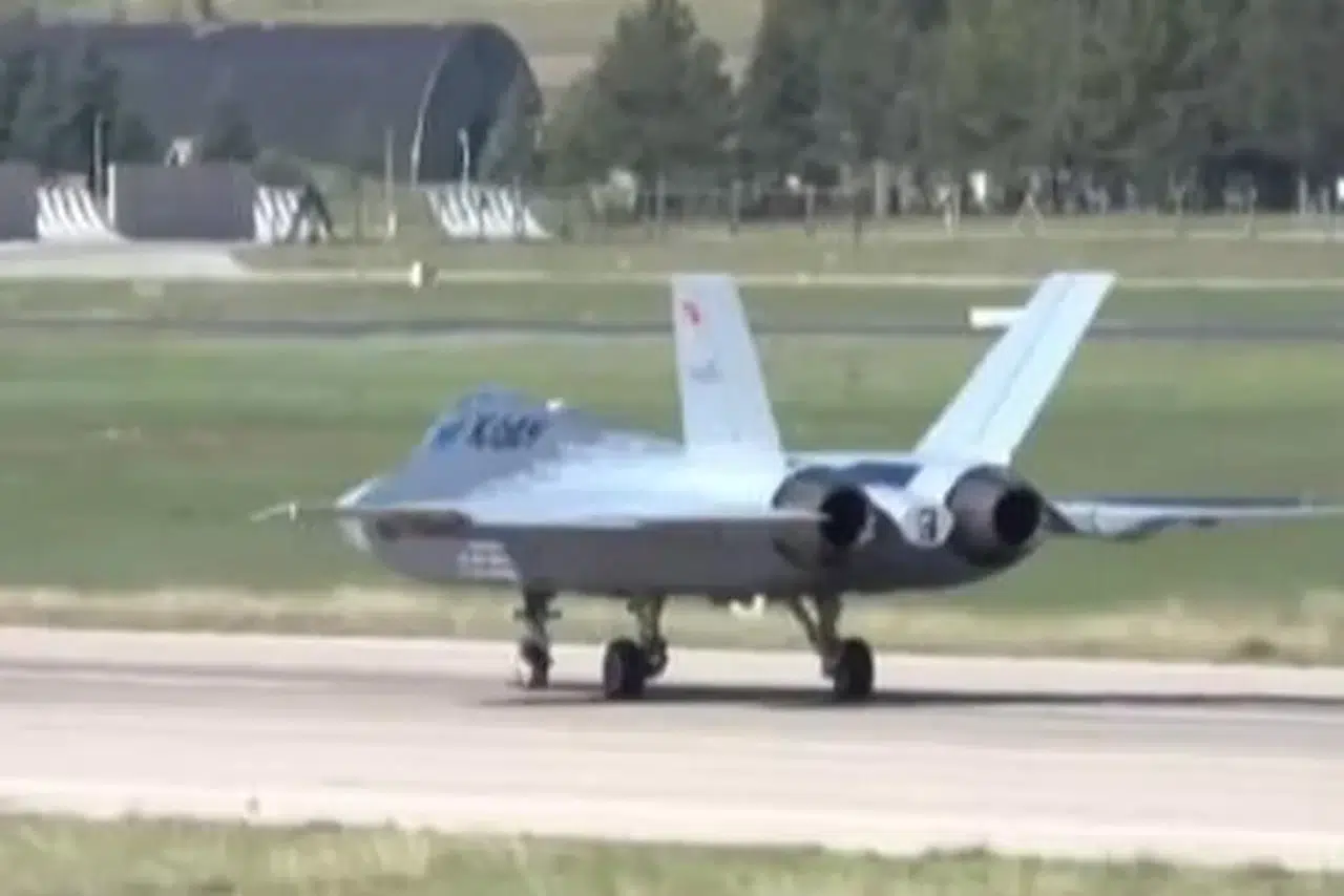 KAAN için tarihi imza