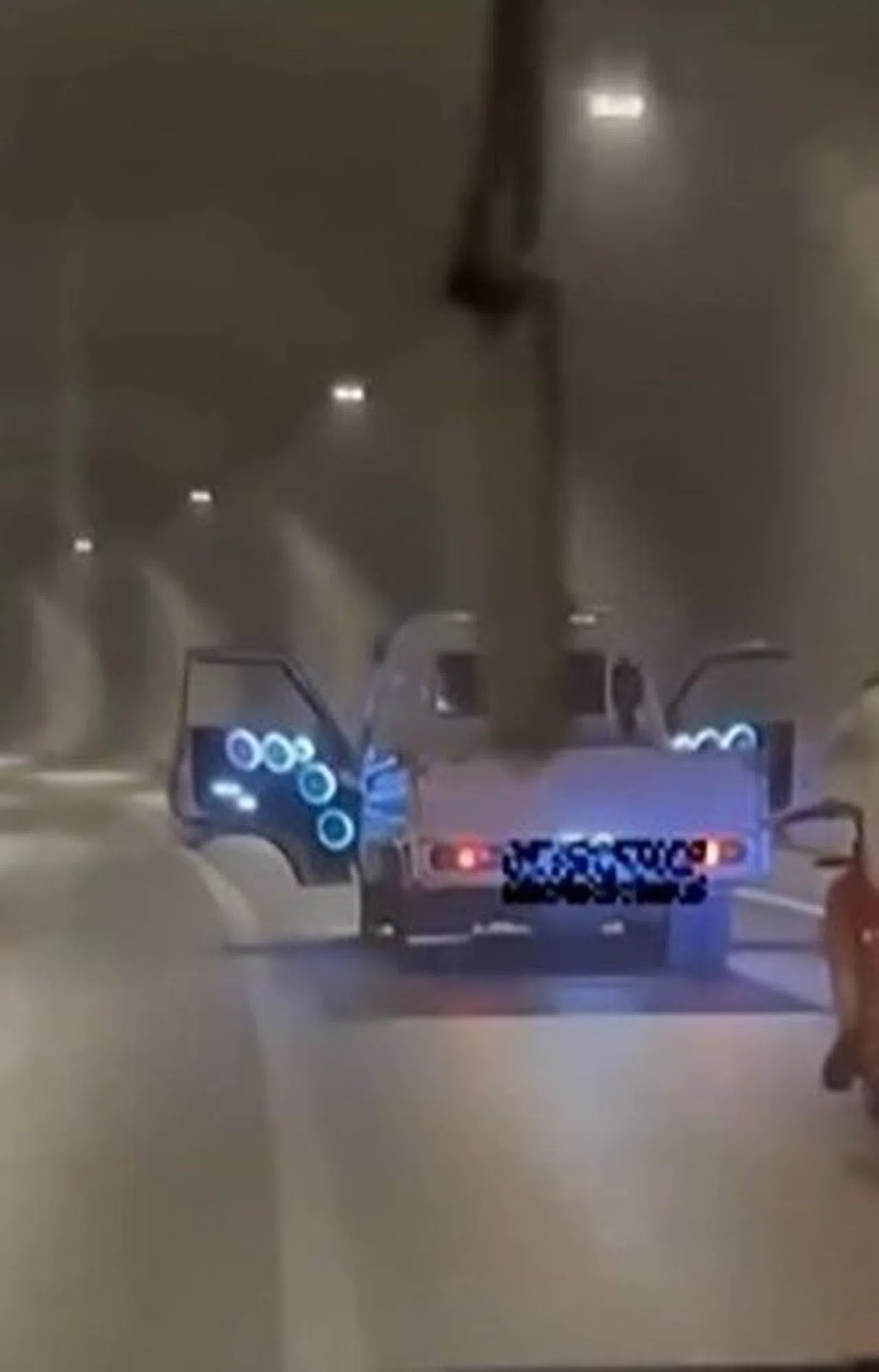 Trafiği Tehlikeye Atan Sürücüye Ceza Yağdı