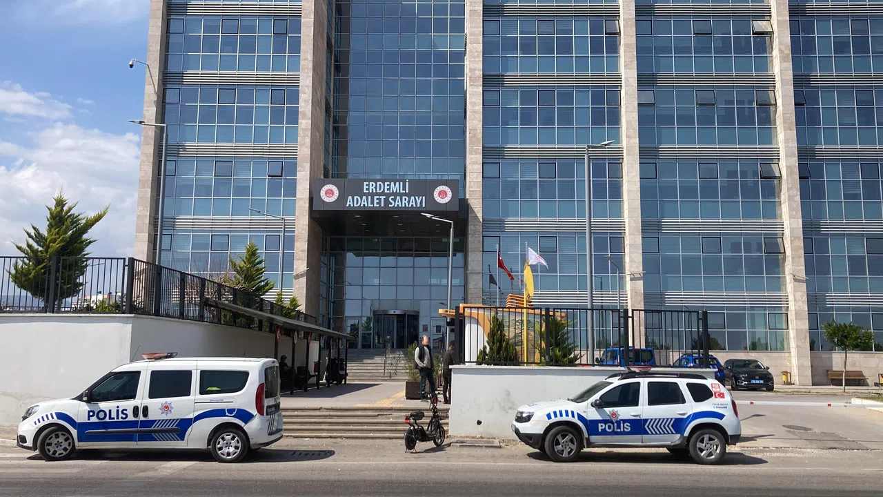 Uyuşturucu Taciri 2 Şüpheli Tutuklandı