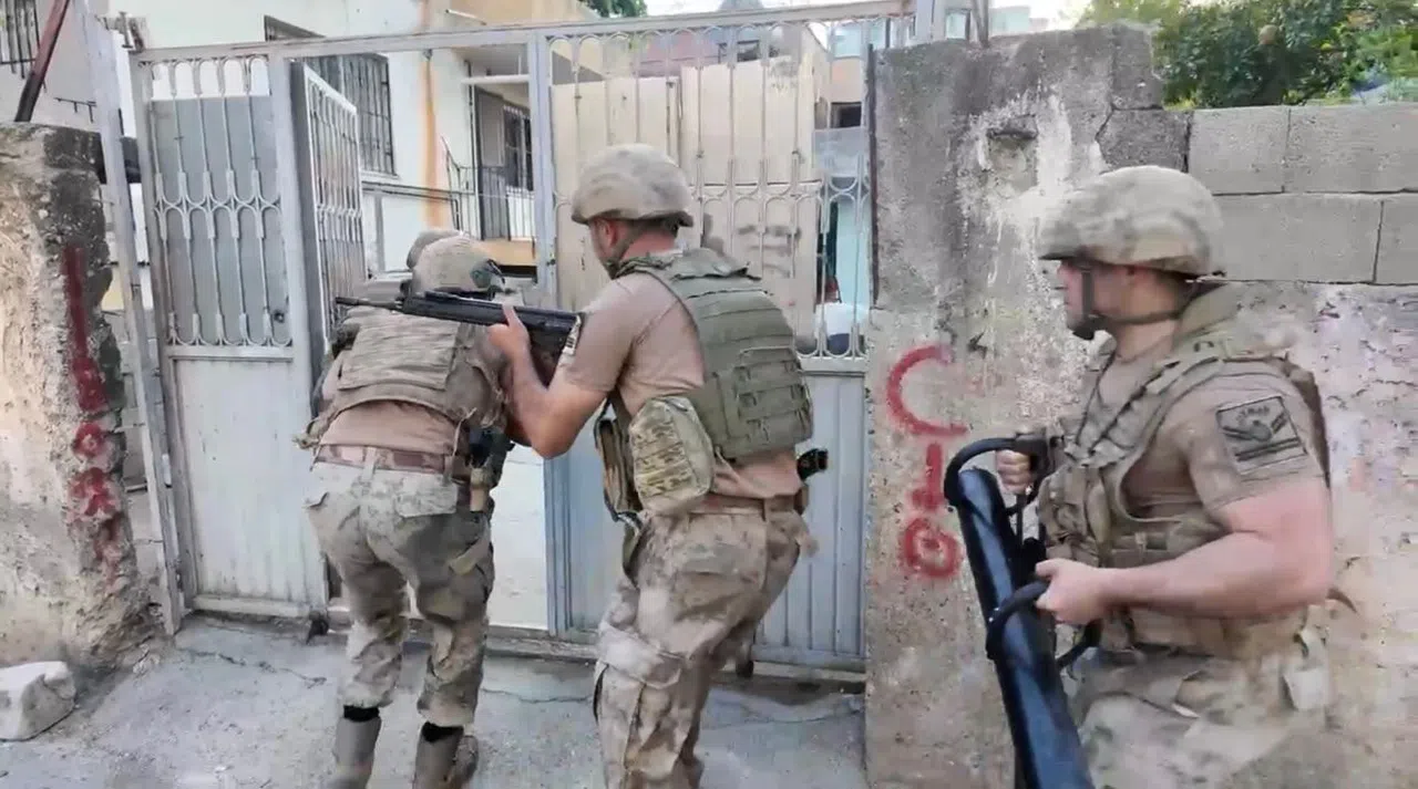 Uyuşturucu Operasyonu: 2 Gözaltı