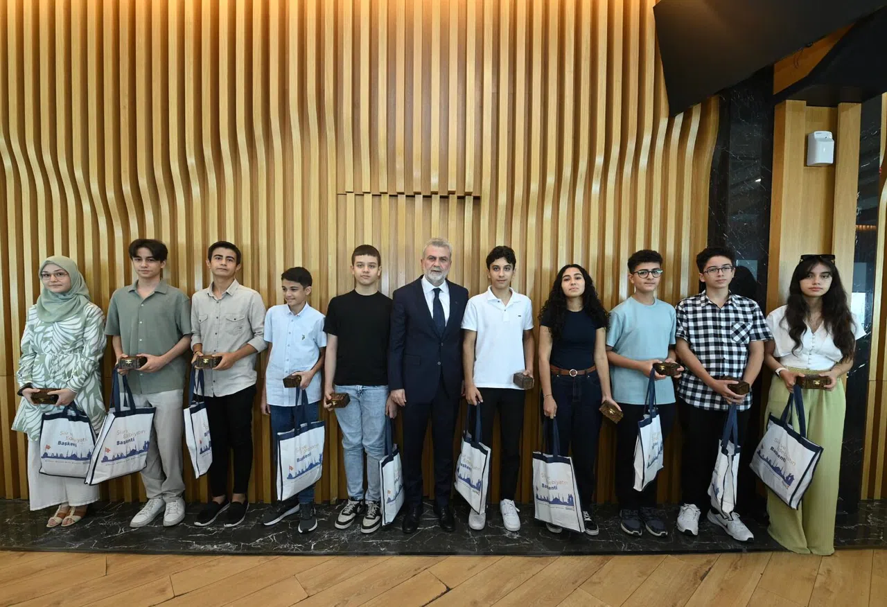 Kahramanmaraş’ta LGS Şampiyonları Ödüllerini Aldı