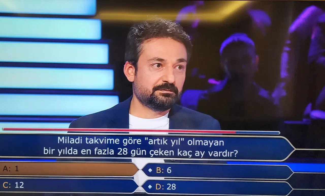 Yapay Zekanın Seslendirmeni Yarışma Koltuğunda