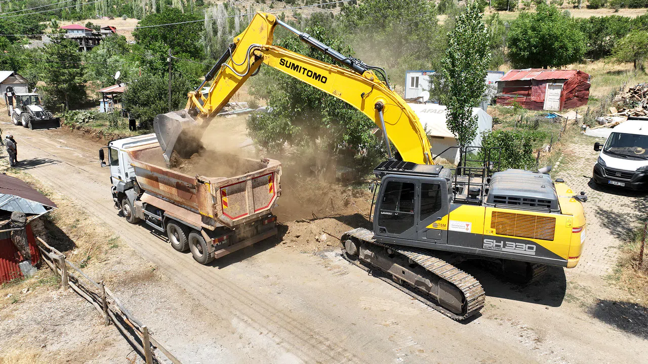 Göksun Yeniyapan Mahallesi'nde Trafiği Rahatlatacak Adım