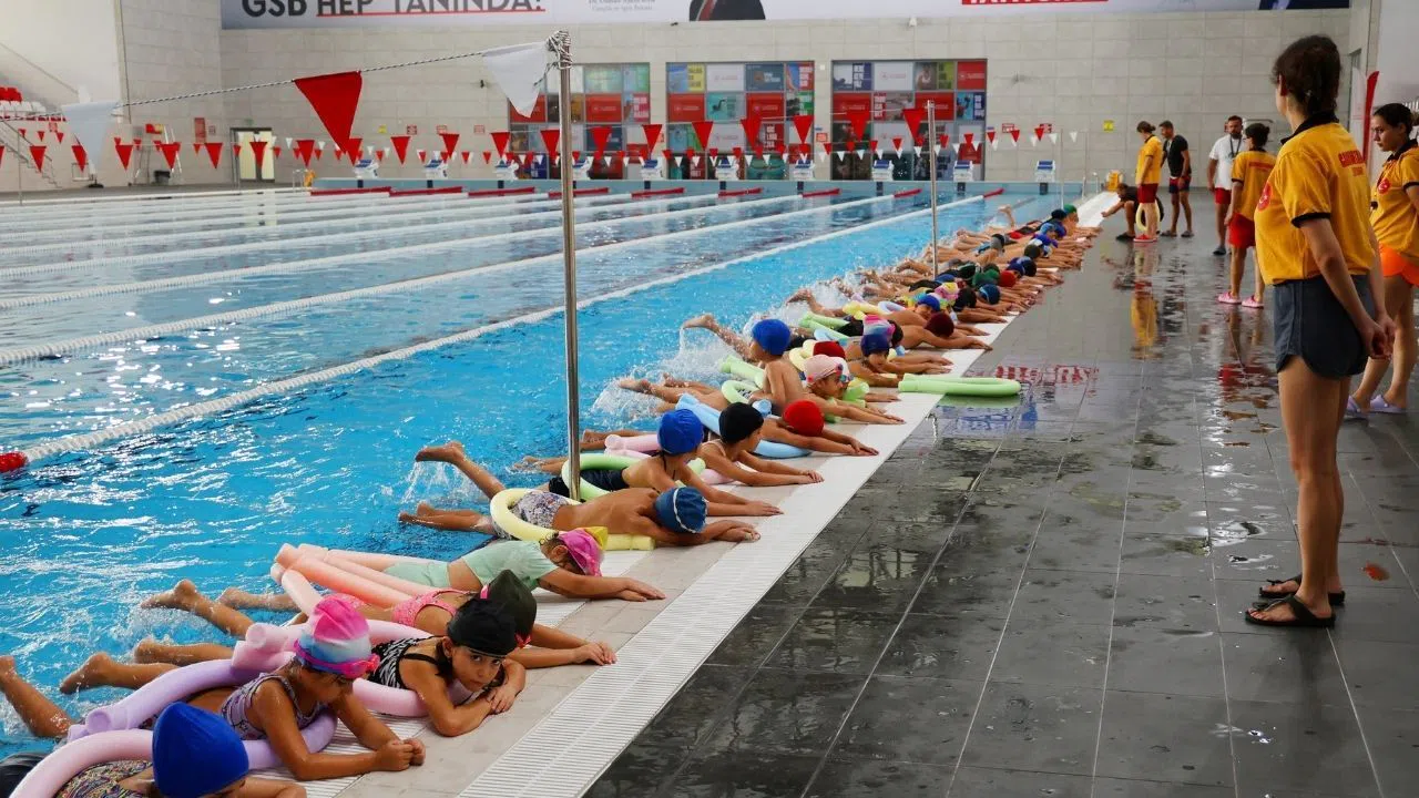 ‘Yüzme Bilmeyen Kalmasın’ Projesine Büyük İlgi