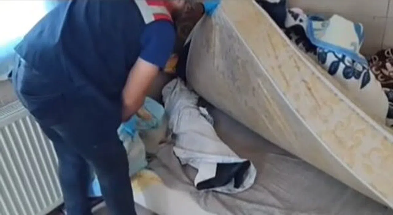 Tefecilik Operasyonu: 15 Adet İmzalı Senet Ele Geçirildi