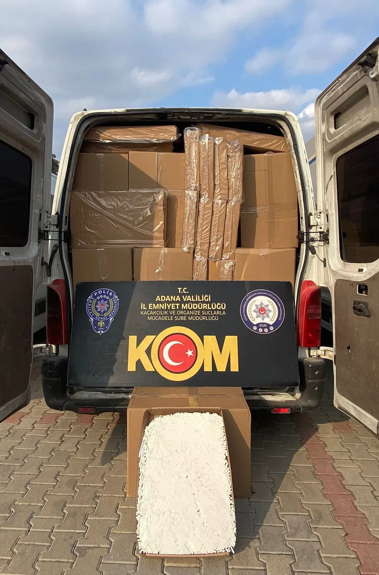 17 Milyonluk Kaçak Doldurulmuş Sigara Ele Geçirildi