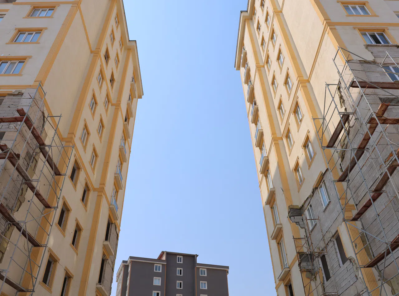 Kahramanmaraş’ta Orta Hasarlı Binalarda Güçlendirme Çalışmaları