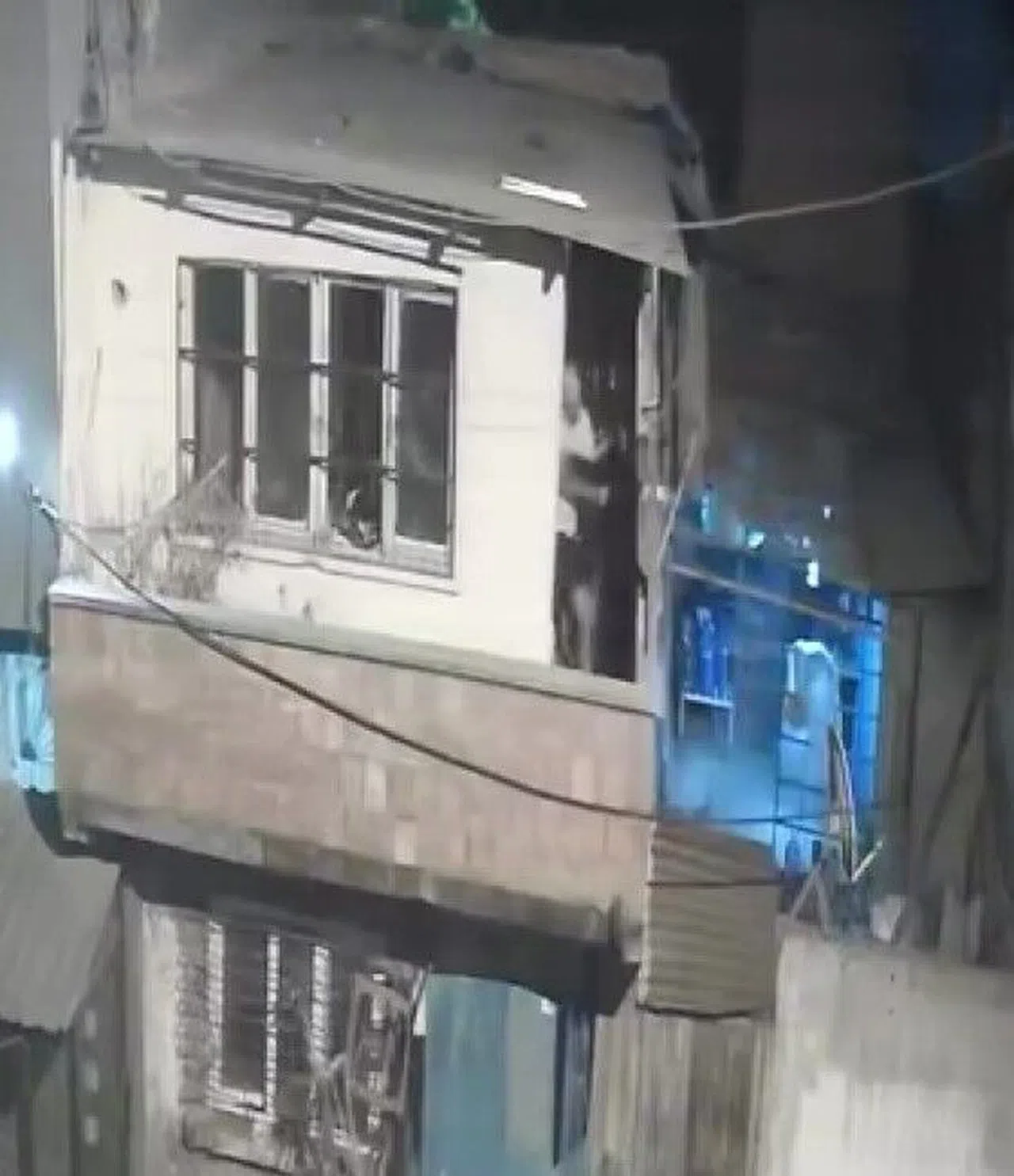 Balkondan Balkona Silahlı Çatışma: 4 Gözaltı