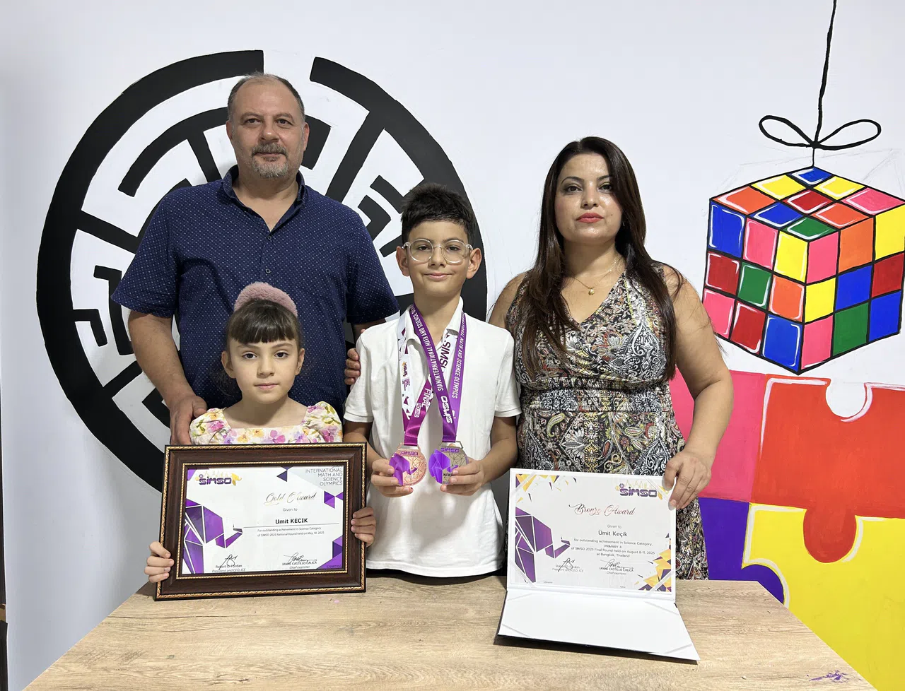 Teknolojiden Uzak Yetişen Ümit, Tayland’daki Bilim Olimpiyatında Üçüncü Oldu