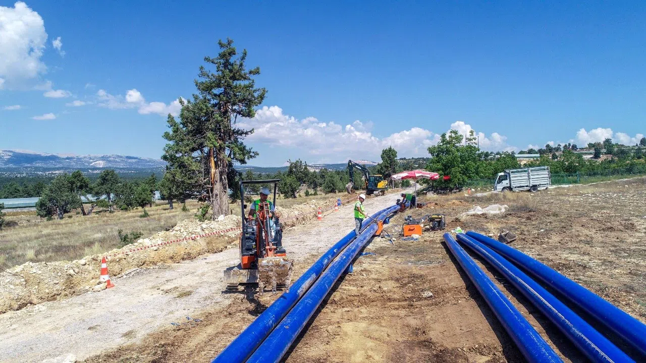 İçme Suyu Çalışmalarını Sürdürüyor