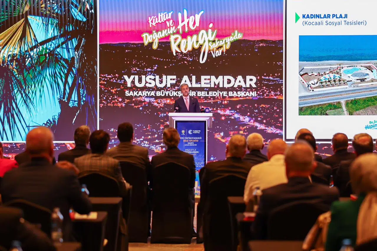 AK Parti’nin hizmet vizyonu  masaya yatırıldı