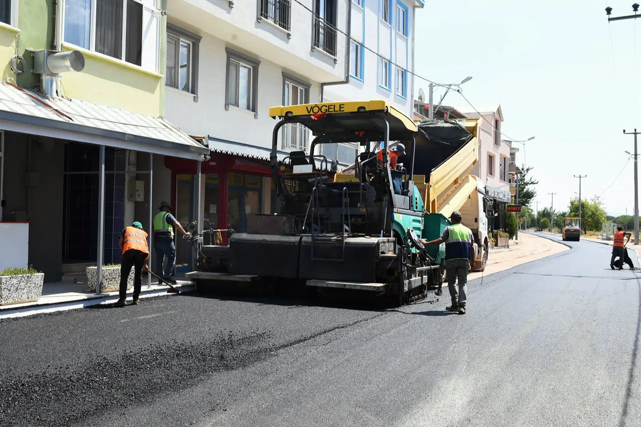 Asfalt çalışmalarına hız verildi